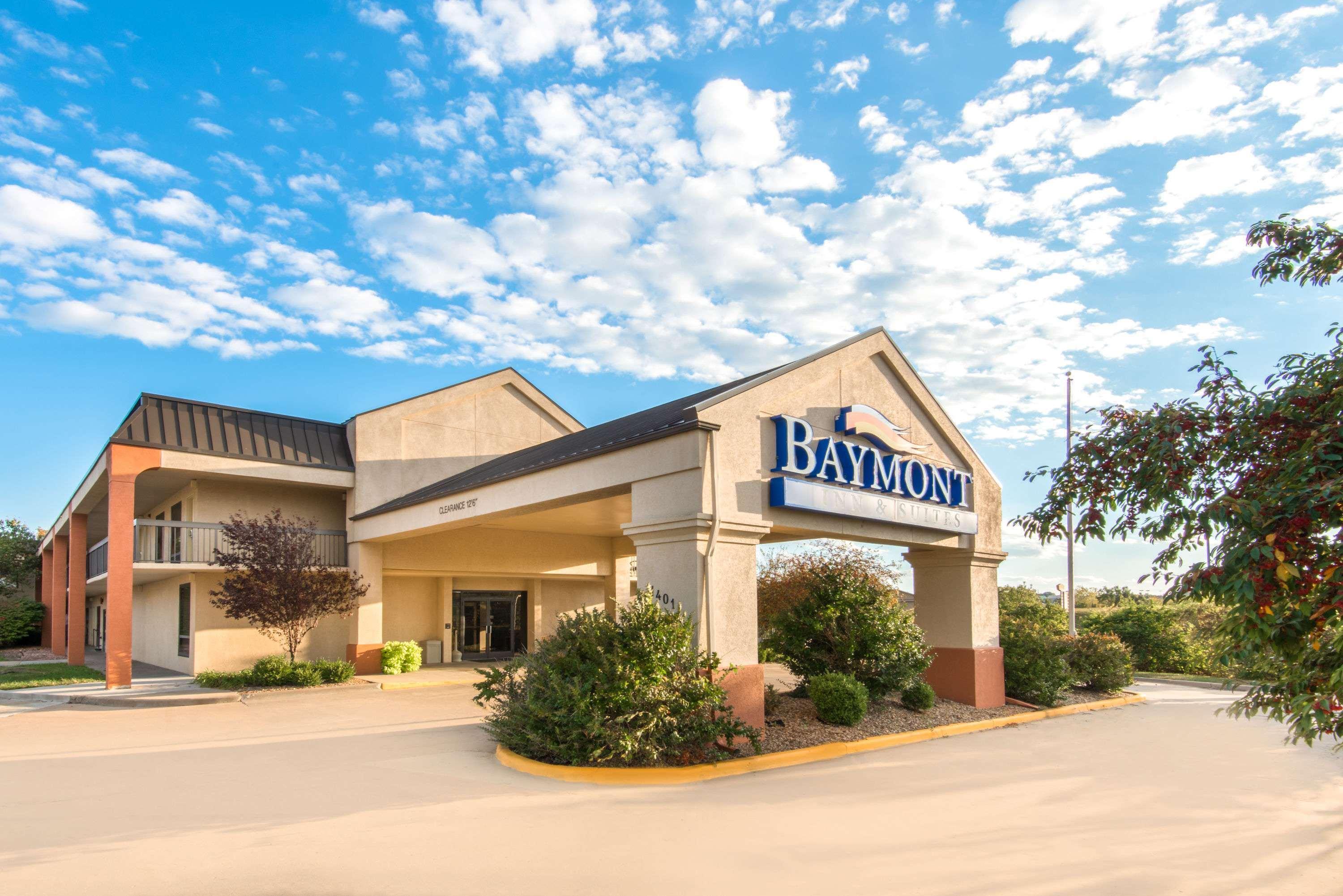 Baymont By Wyndham Topeka Ngoại thất bức ảnh